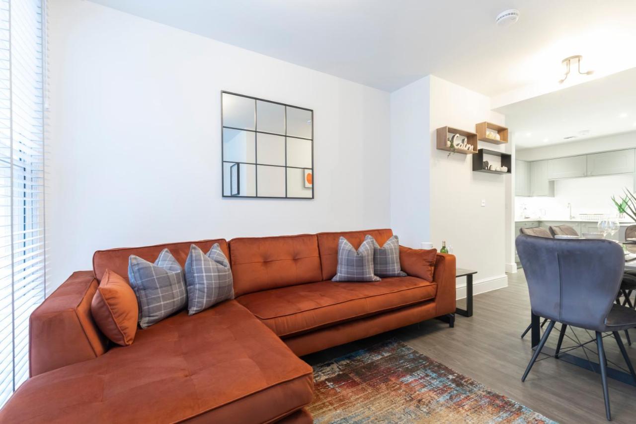 Elliot Oliver - Luxury 2 Bedroom Regency Apartment With Parking & Ev Charger Cheltenham Exterior photo